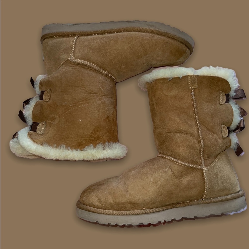 Bailey bow uggs